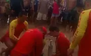 Jovem de 19 anos morre afogado na Praia da Ponta Negra em Manaus