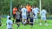 Jovem de 20 anos é internado após chute no rosto em jogo amador