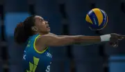 Juciely Barreto, do vôlei, é embaixadora do Intercolegial e exalta esporte escolar