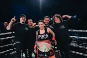 Jully Poca enfrenta americana Cinderella Linnear em 21 de agosto na Califórnia