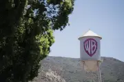 Justiça dos EUA bloqueia fusão entre Paramount e Warner
