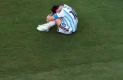 Kempes pede que torcida argentina ignore teorias sobre final da Copa