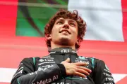 Kimi Antonelli vence na Bélgica e Wolff alfineta Ferrari