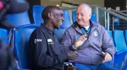 Kipchoge visita Grêmio, vira torcedor e corre NB 42K em Porto Alegre