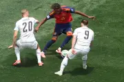 Lamine Yamal brilha na estreia da Espanha na Copa do Mundo