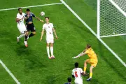 Lautaro Martínez celebra gol da virada e vaga na final da Copa
