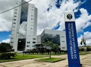 Lei em Rondônia permite que pais vetem aulas sobre gênero nas escolas