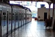 Linha Sul do Metrô do Recife é interditada por nova falha elétrica