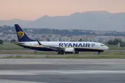 Lucro da Ryanair cai 34% no 1º tri fiscal com tarifas e combustível