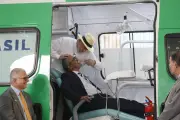 Lula critica Trump e exalta SUS em visita com diretor da OMS