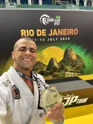 Magno Mota conquista título inédito no Abu Dhabi Grand Slam de Jiu-Jítsu