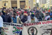 Mais de 160 mil estrangeiros fogem da África do Sul por violência xenofóbica