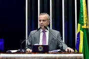 Marinho nega mudança de tom de Flávio Bolsonaro e critica investigações
