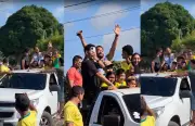 Matheus Cunha é recebido com festa em Baía Formosa após Copa
