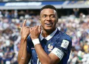 Mbappé abandona comemoração de braços cruzados na Copa 2026