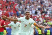 Mbappé brilha, França vence Marrocos e vai à semifinal da Copa