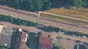Mãe salva filha de atropelamento por trem e morre na Alemanha
