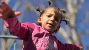 Menina de 3 anos morre após ter imagem usada em golpe com IA
