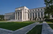 Mercados ampliam apostas em alta de juros do Fed após alerta sobre inflação