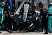 Mercedes prioriza desempenho mesmo com quebras; chefe descarta reduzir potencial