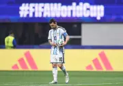 Messi amplia recorde negativo e perde quarto pênalti em Copas