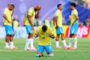 Messi chora de alegria após virada heroica; mídia goza Neymar e CR7