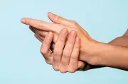 Micropercussões matinais: toques leves que despertam saúde e bem-estar