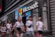 Microsoft ensina equipe a superar Anthropic e OpenAI em vendas de IA
