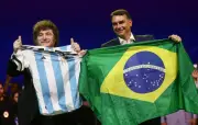 Milei ofende Lula e Moraes em convenção do PL; imprensa argentina repercute