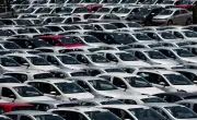 Milei zera imposto de exportação de carros na Argentina até 2027