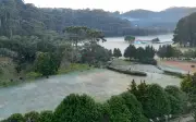 Monte Verde amanhece com geada e temperatura de 1,7°C nesta quinta