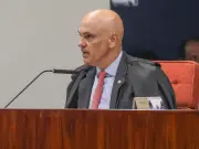 Moraes proíbe Bolsonaro de receber visitas por 30 dias