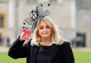 Morte de Bonnie Tyler: Rod Stewart e famosos lamentam perda