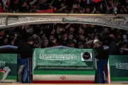 Morte de Khamenei expõe divisões profundas na sociedade iraniana