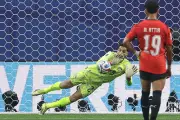 Mostafa Shobeir: o goleiro que defendeu pênalti de Messi na Copa