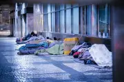 MPF inicia campanha de arrecadação de roupas para população de rua em Belém