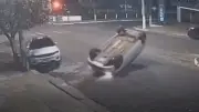 Mulher capota carro após assistir jogo do Brasil em Frutal (MG)