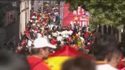 Multidão de 2 milhões celebra bicampeonato mundial da Espanha em Madri