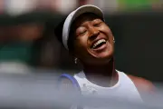 Naomi Osaka avança às oitavas de Wimbledon pela 1ª vez