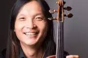 Oliver Yatsugafu, diretor da Orquestra Sinfônica da UFMT, é indiciado por assédio