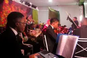 Orquestra Som Que Transforma faz concerto gratuito em Duque de Caxias