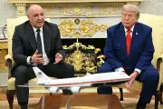 Os novos amigos árabes de Trump: bajulação em vez de confronto