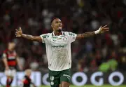 Palmeiras recusa proposta de 30 milhões de euros do Aston Villa por Allan Elias