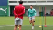 Palmeiras: Vitor Roque treina e semiautomático estreia no Allianz Parque