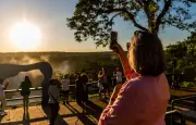 Parque Nacional do Iguaçu amplia horário e datas do Pôr do Sol nas férias