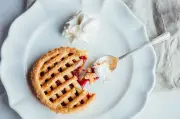 Passo a passo para fazer torta de goiabada com massa podre