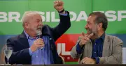 PDT oficializa apoio à reeleição de Lula; Lupi critica Ciro