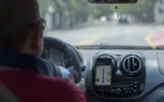 Pesquisa revela que apenas 7,2% dos motoristas de app atingem meta diária