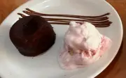 Petit gâteau barato: aprenda receita de R$ 14 com chef