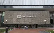 Petrobras lança edital de R$ 910 milhões para propaganda